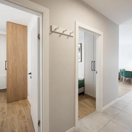 Apartmanhotel Marina Zoo 4*