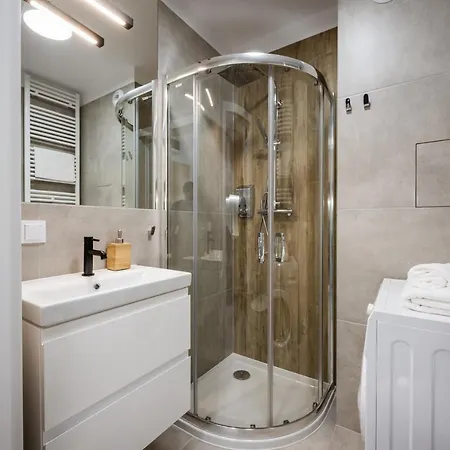 Apartmanhotel Marina Zoo 4*