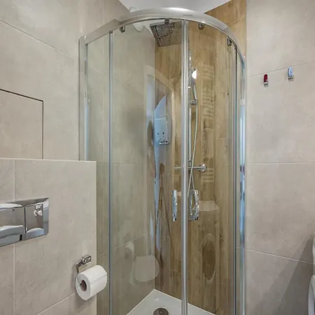 Apartmanhotel Marina Zoo 4*