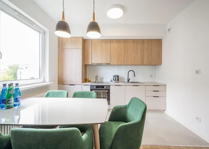 Marina Zoo Aparthotel 4*