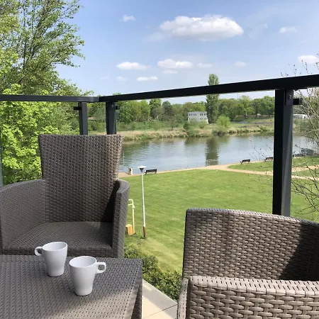 Lägenhetshotell Marina Zoo 4*