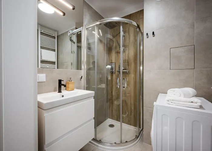 Apartmanhotel Marina Zoo 4*