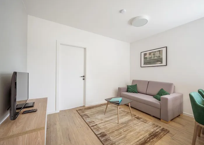 Apartmanhotel Marina Zoo 4*